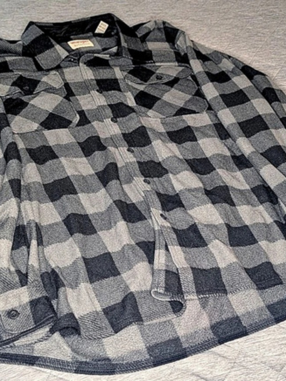 Wrangler Plaid Flannel Shirt / Fleece in Black & Gray 3XL/31G
